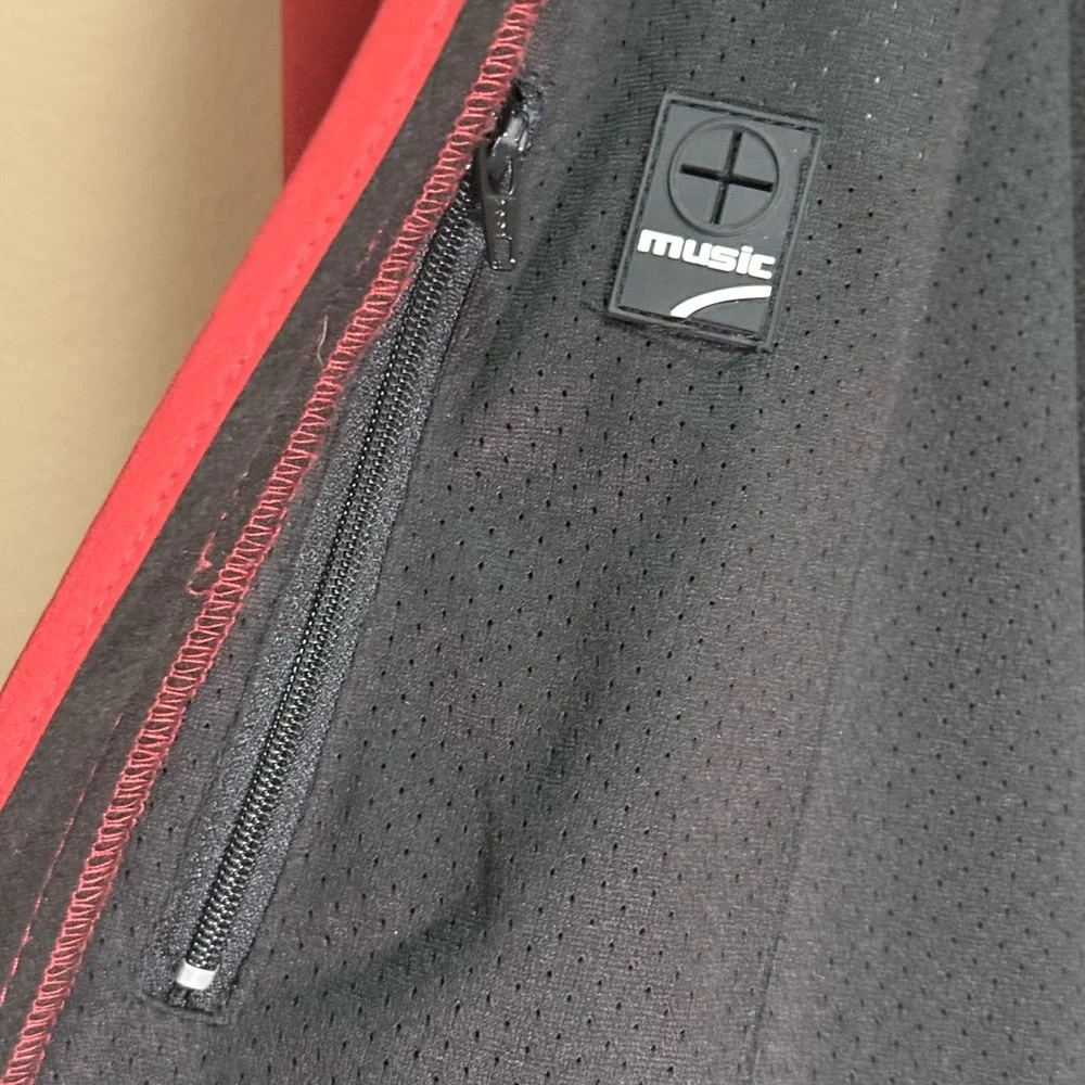 Wrangler ATG‎ Softshell Jacket Red M Outdoor Hiking Workwear Fleece Lined